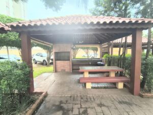 Apartamento à Venda no Tatuapé –! 📍 Endereço: Av. Celso Garcia, 5885 🏢 Condomínio: Palazzo Arena 🏢 Bloco / Torre: Torre 1 – Bloco 11 🏠 Apartamento: nº 91 🏢 Andar: 9º andar 🏡 Sobre o imóvel: 🛏️ 3 dormitórios 🛋️ Sala ampla e bem iluminada 🍽️ Cozinha funcional 🌅 Varanda agradável 🚗 2 vagas de garagem demarcadas e cobertas 📏 Área ocupada: 67,73 m² 👉 Planta espaçosa, perfeita para quem busca conforto e amplitude! 🌳 Condomínio completo: 🌿 Condomínio arborizado 🌸 Jardinagem impecável ⚽ Quadra poliesportiva 🏋️ Academia 🎮 Salão de jogos 🧸 Brinquedoteca 🚲 Bicicletário 🍖 Churrasqueira 👉 Um verdadeiro clube para você e sua família! 💎 Diferenciais: ✔️ Andar alto (9º andar) ✔️ 2 vagas cobertas e demarcadas ✔️ Excelente metragem ✔️ Condomínio completo ✔️ Ótimo custo-benefício na região 📞 Agende sua visita Não perca essa oportunidade de morar com qualidade de vida, espaço e comodidade em uma das melhores regiões da zona leste de São Paulo!